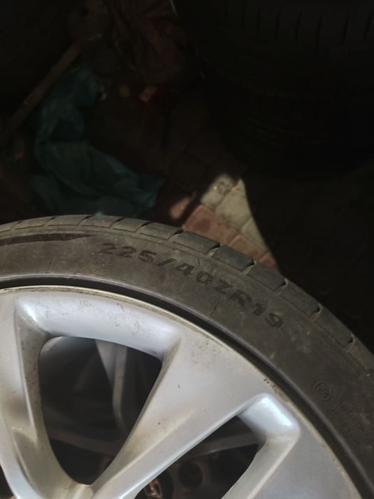 19 5x114,3 Hyundai orginalne
