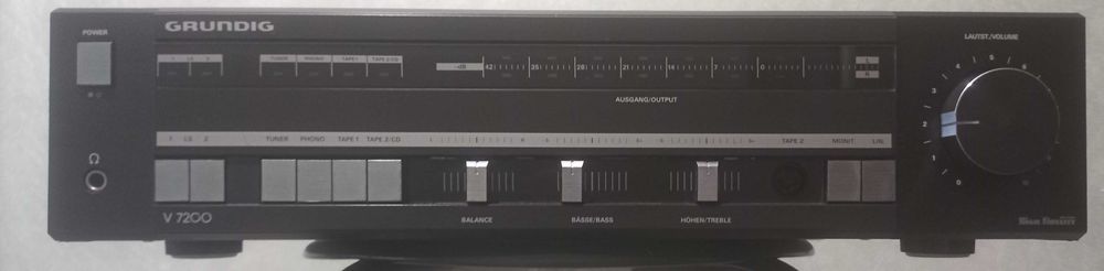 підсилювач усилитель Grundig v7200