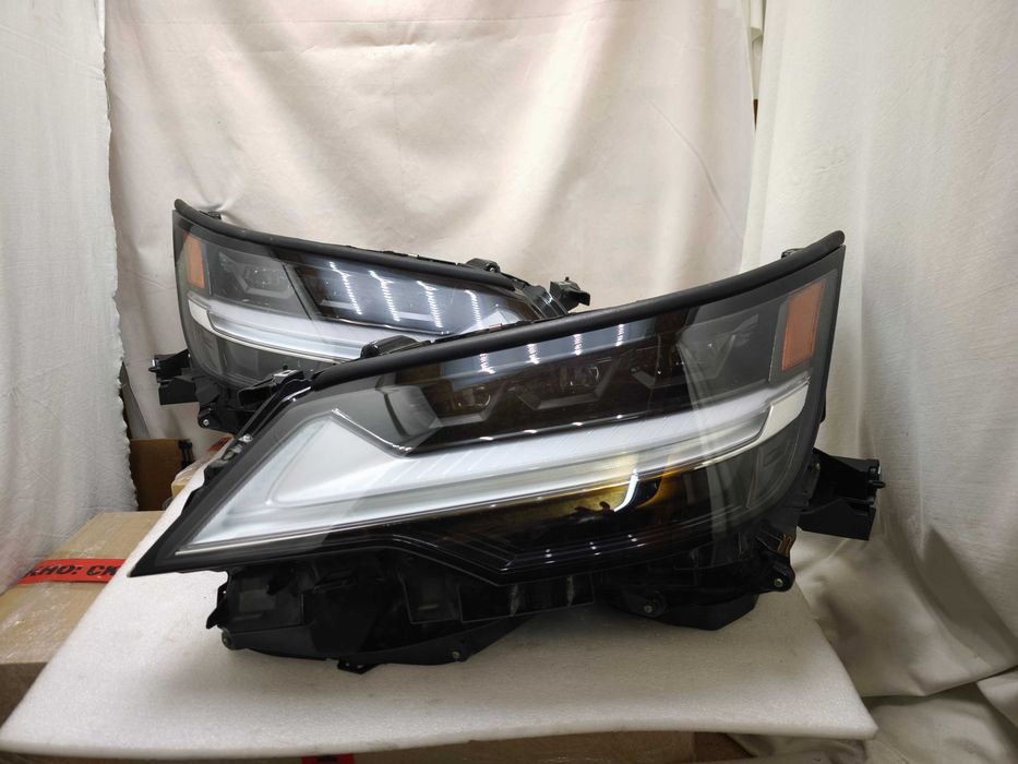 Фара оригінал буLexus LX500 LX570 LX450 2022-