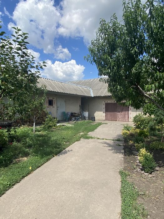 Продам приватний будинок.