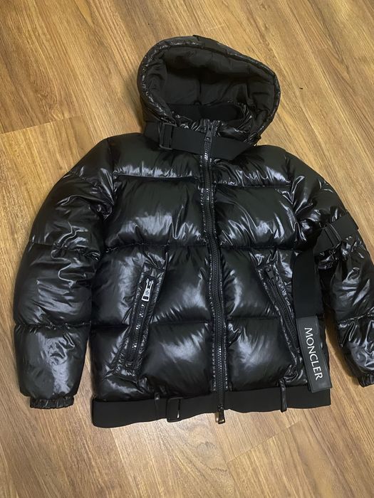 Пуховик moncler