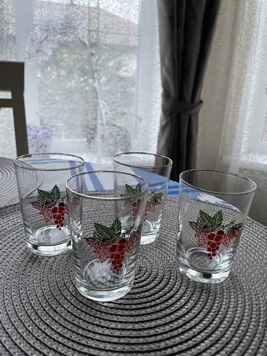 Склянки стакани з тонкого скла