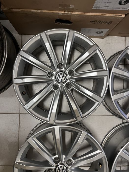 Jantes 17” 5x112 Originais VW Golf Passat Caddy