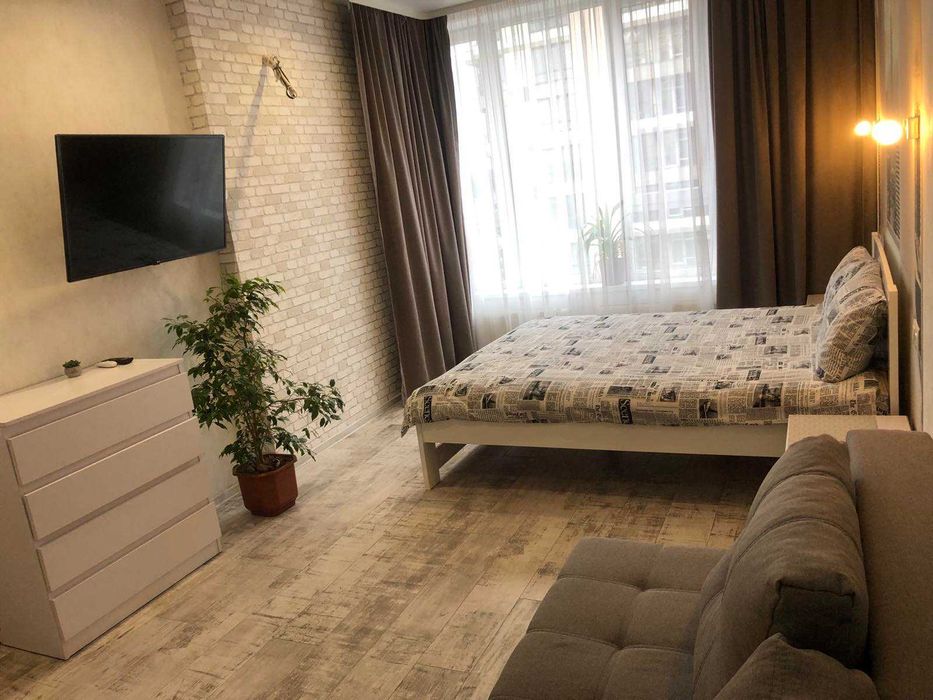 Подобово двокімнатна в новобудові. Бровари, центр, Крона парк, 7 місць