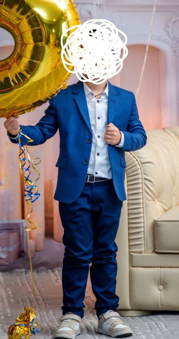 Продам стильний костюм на хлопчика, 122 р.