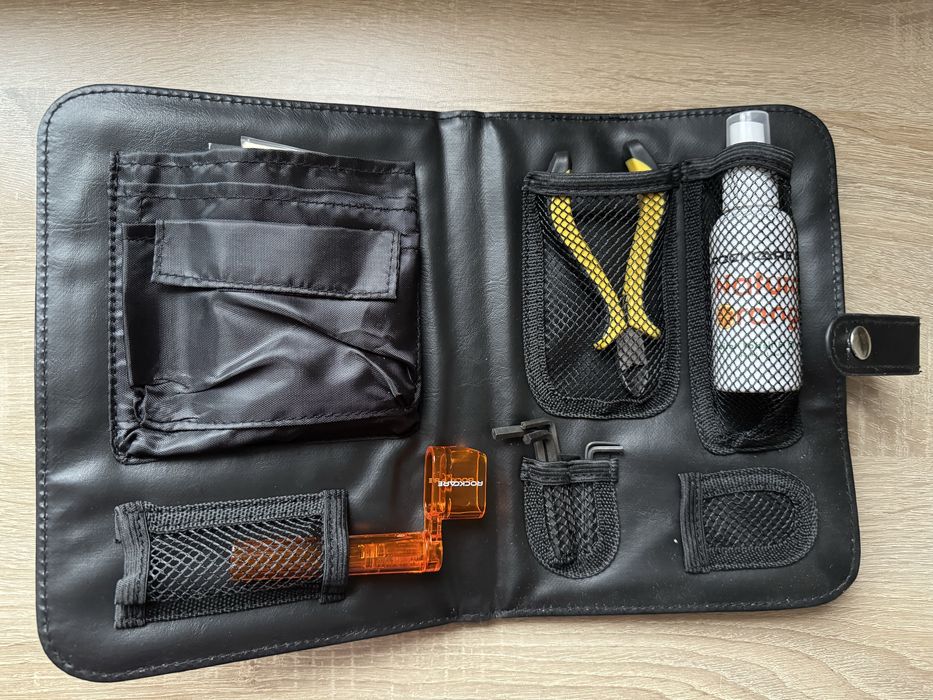 Warwick Rockcare Kit - zestaw do czyszczenia i konserwacji gitar