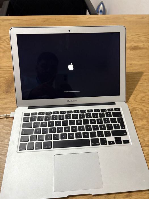 MacBook 2015 na caixa