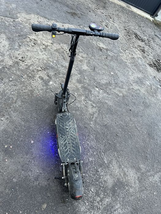 Crossers t4 електро самокат