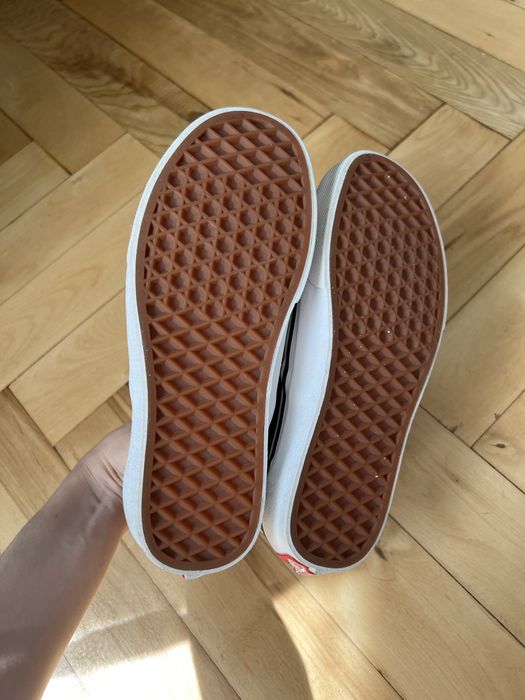 Сліпони  35 розмір Vans Cherry Blossom з вишивкою