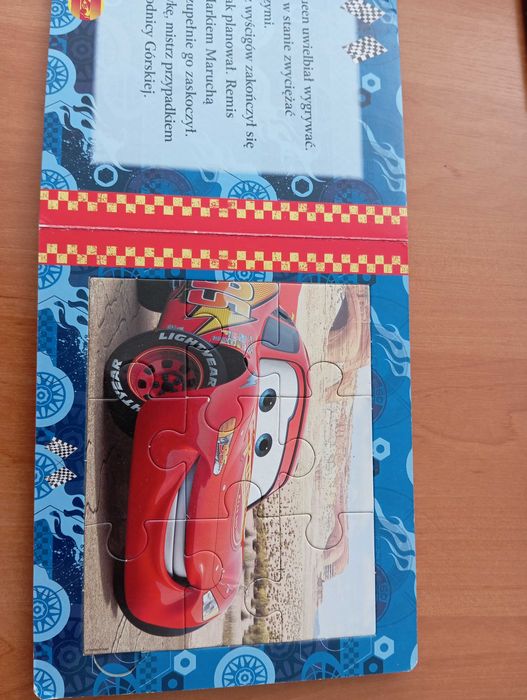 Puzzlowa książeczka Zygzak McQueen