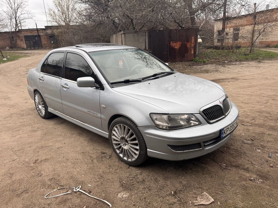 Лансер 9 вираж 1.8