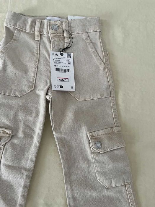 Calças Zara Cargo Stretch bege, 6 anos – novas