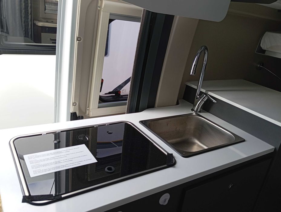 VENDO  Autocaravana Semi-Novo