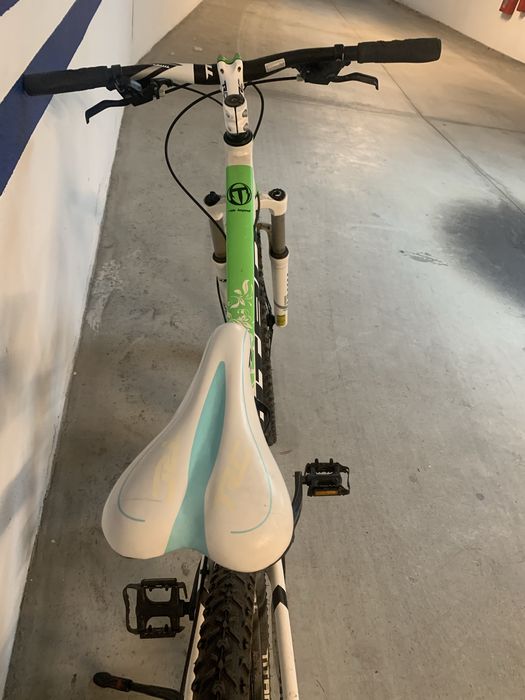 Titan TRC Calypso Cruz Bicicleta Montanha M Mulher