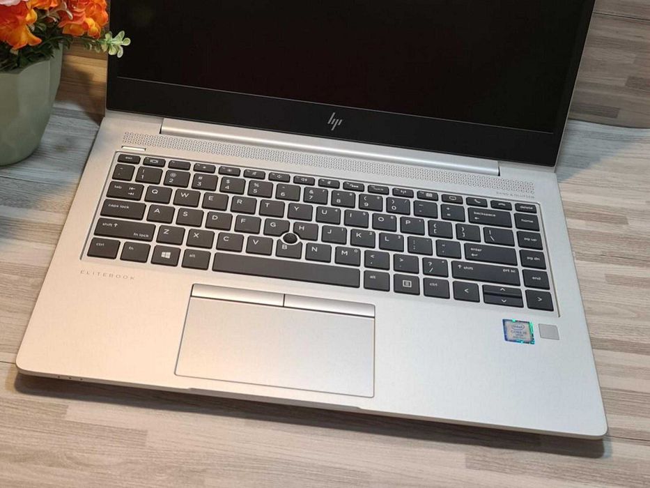 HP Elitebook 14" i5-8265U/16GB/256Nvme gama Profissional