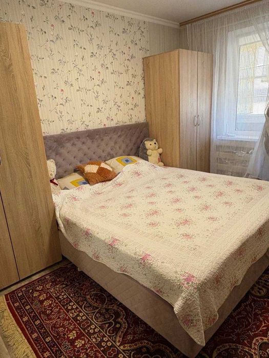 Продам 2-кімнатну квартиру в Черкаському