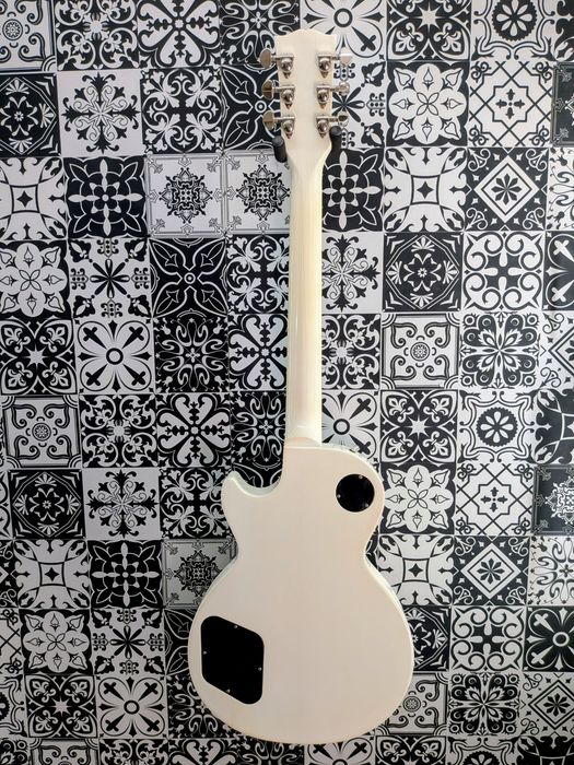 Gibson Les Paul Studio 2012 Alpine White + Case Gibson -  Revisada