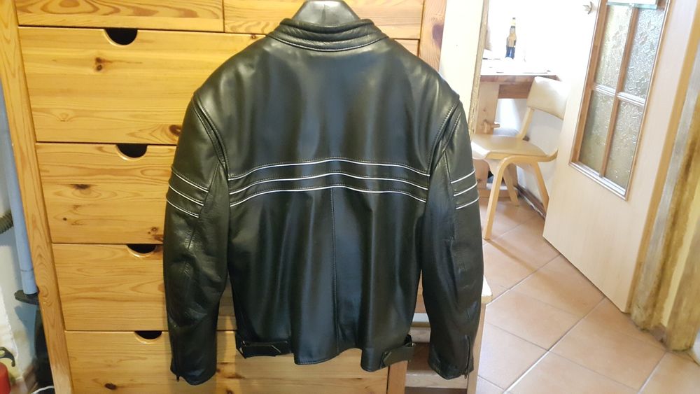 Kurtka  skórzana