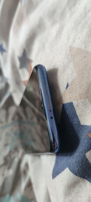 Телефон Xiomi mi 9 SE