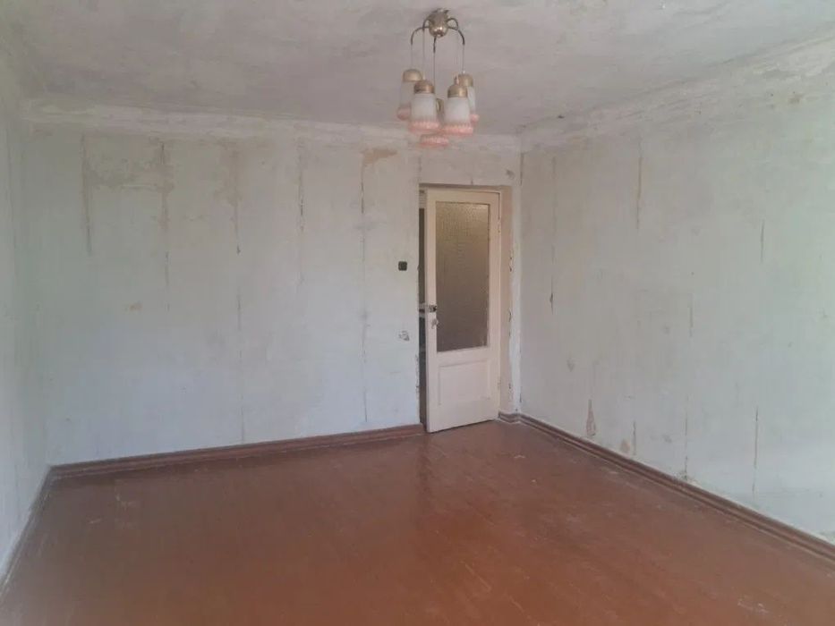 Продам 2х ком. полнометражную кв-ру в центре,пр. Соборный 3/5