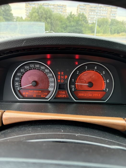BMW 735 E65  2002