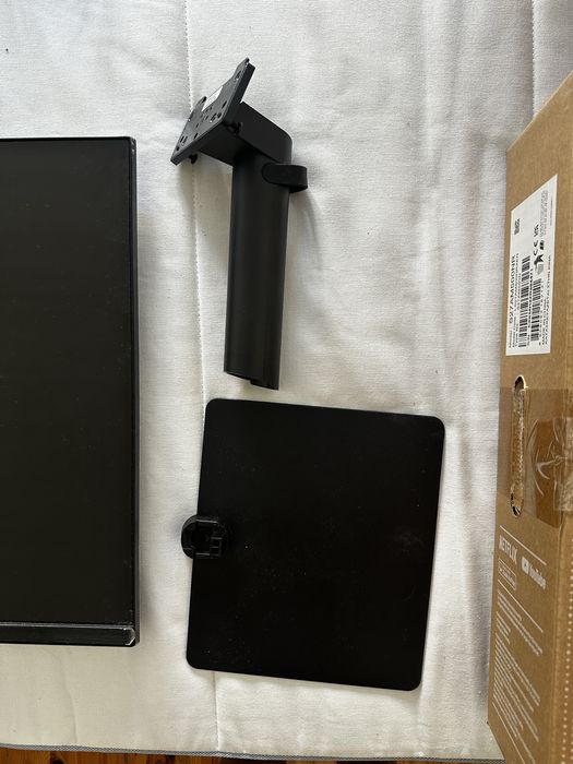 Monitor SAMSUNG SMART M5 27- M50D (27'' - Full HD - 4 ms - 60 Hz)