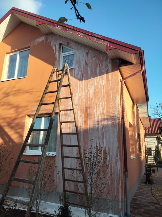 *Миття  фасадів*