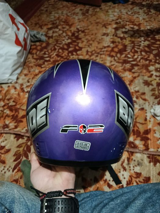 Продам мотошолом