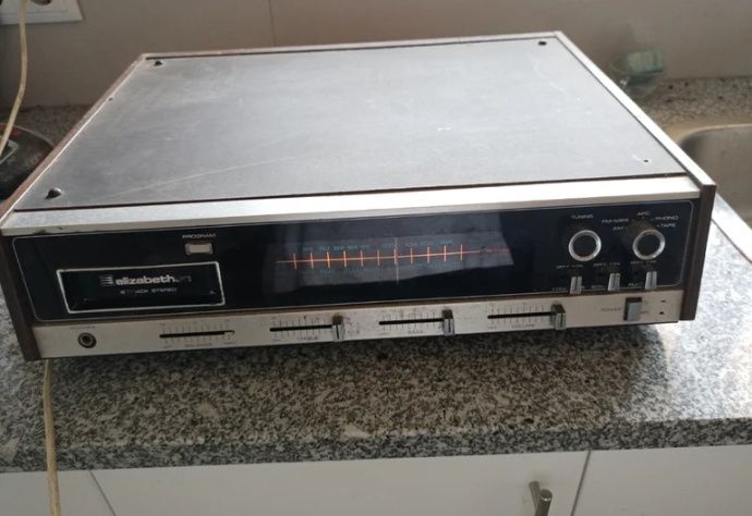 Aparelho som vintage Elizabeth