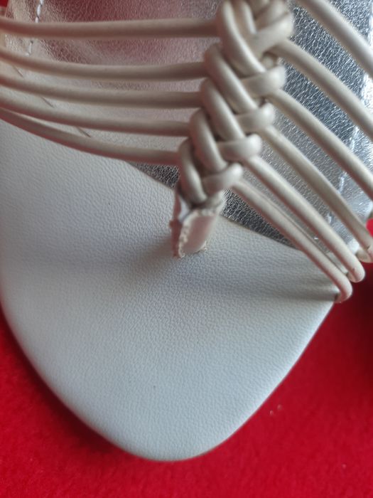 Продам босоніжки Дженіфер Лопез