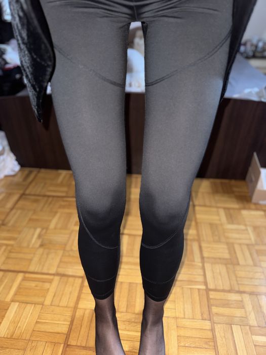 Calzedonia czarne śliskie legginsy wyszczuplajace active