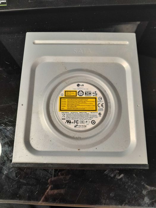 LG DVD Drive for PC (SATA)64729938514817120
