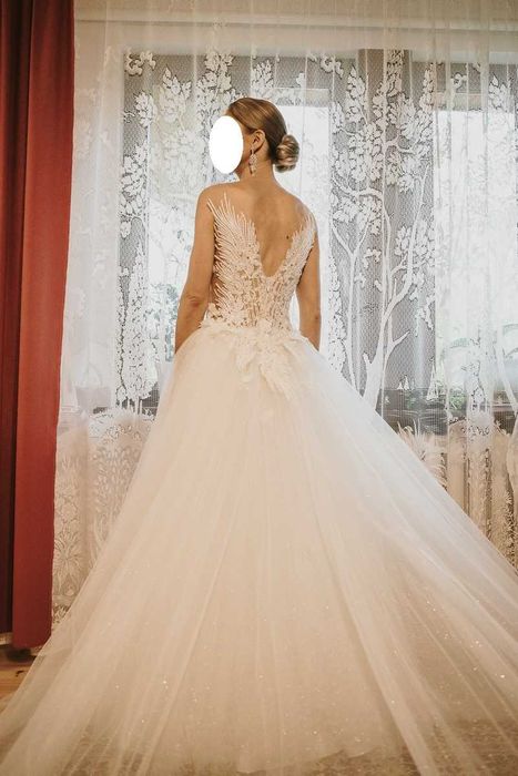 Suknia ślubna z salonu Destiny w Warszawie