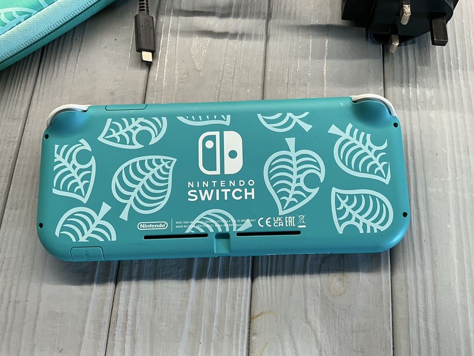 Гра switch lite animal crossing edition