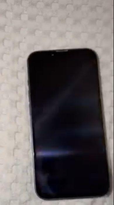 Продам IPhone 14
