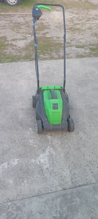 Газонокосарка німецька