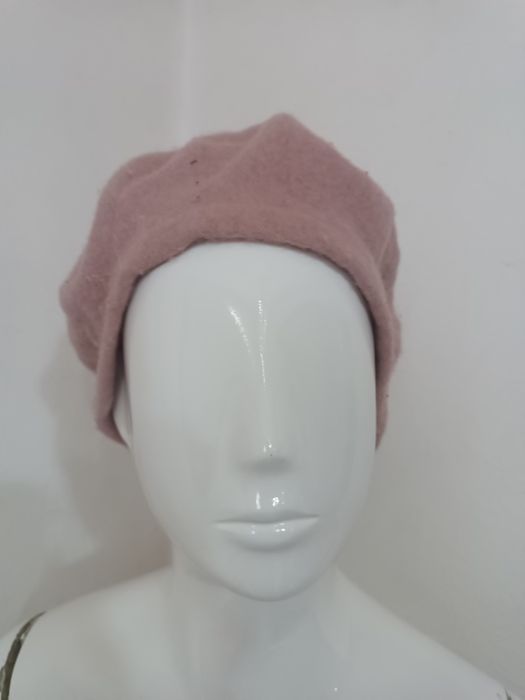 Stylowy Beret z Pomponem H&M – Brudny Róż – One Size