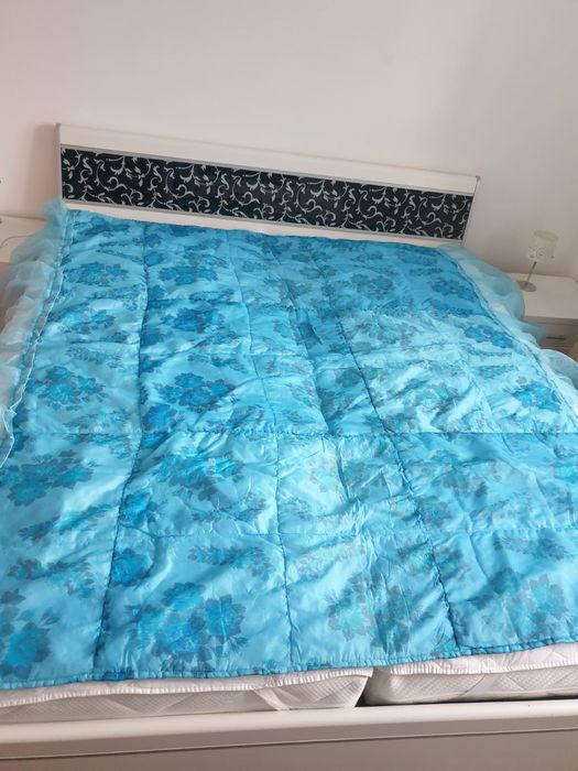 Покривала на ліжко