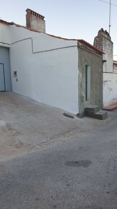 Trabalho com,  mudanças e pinturas onde for preciso