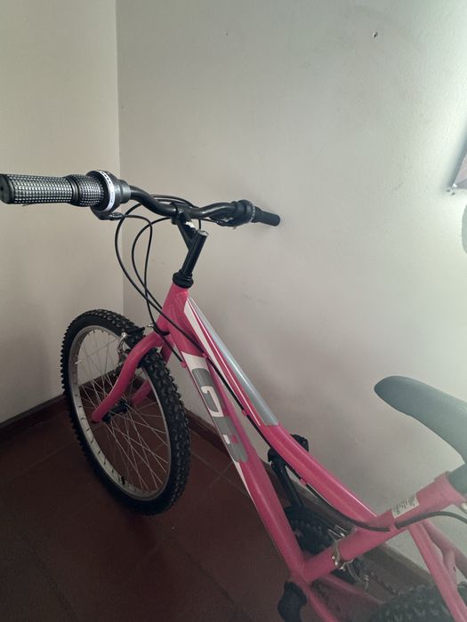 Bicicleta de menina
