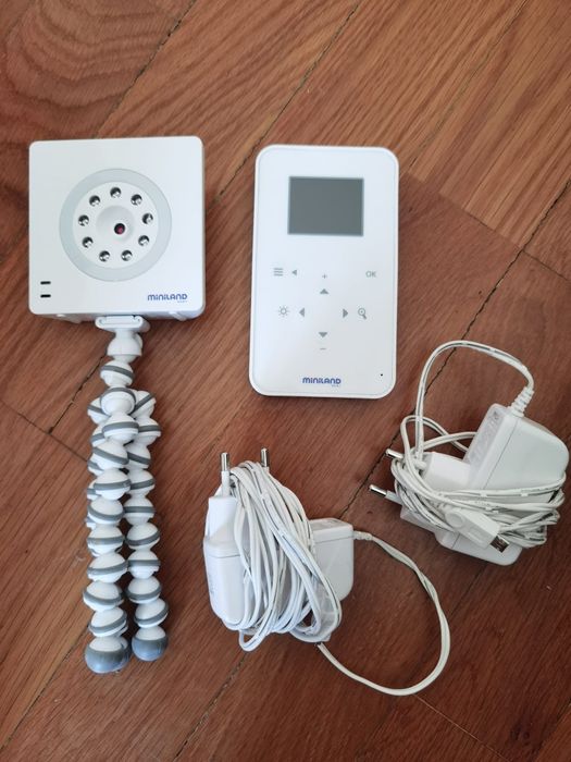 Intercomunicador com câmera para berço