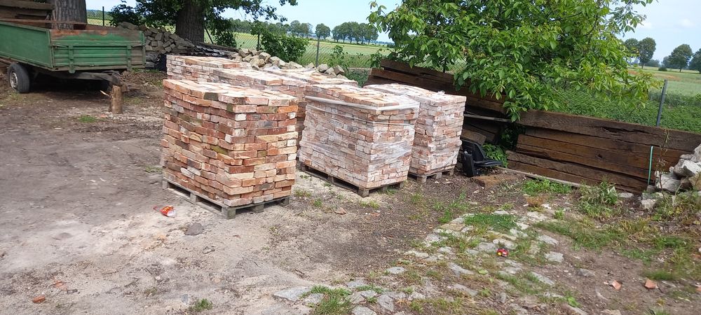 Cegla z rozbiorki budynków