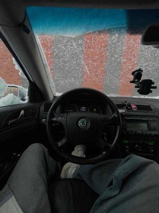 Skoda Octavia 2007 VIN TMBGE61Z872017966 фото оголошення 4 з 9