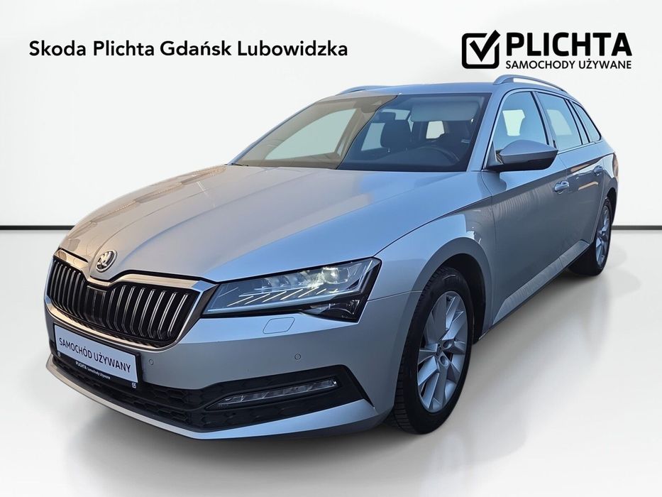 Skoda Superb FULL LED DSG Podgrz.fotele Virtualcockpit El.Klapa Smartlink FV23%