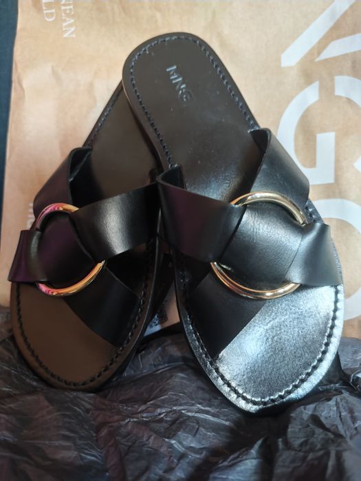 Klapki skórzane Mango