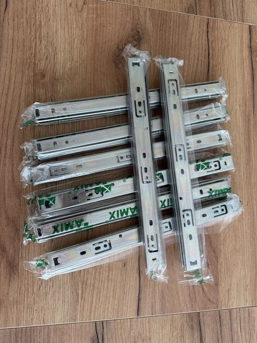 Prowadnice kulkowe H-27 300mm 8szt