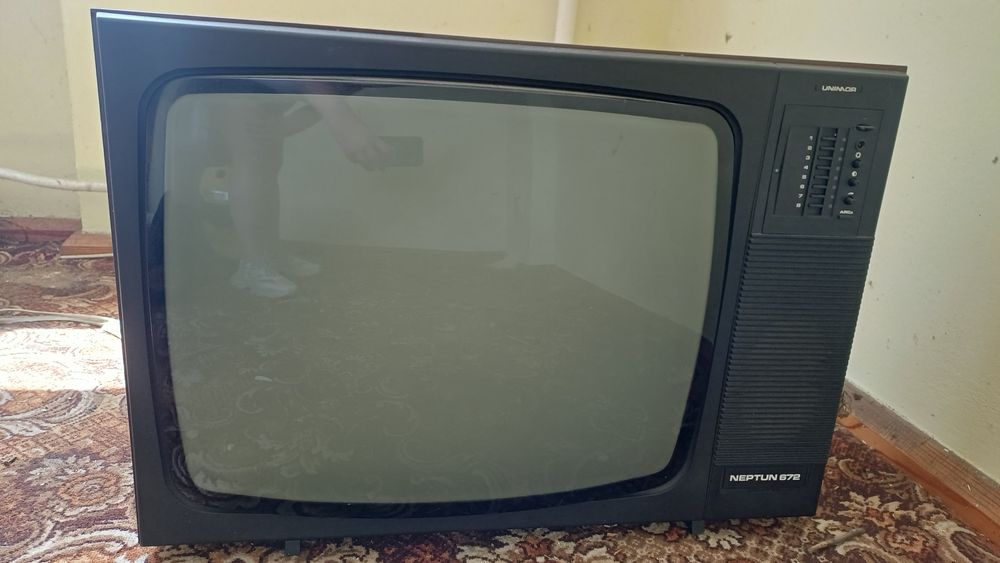 Telewizor Neptun 672