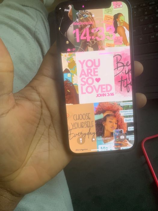 iPhone 12 64G perfect