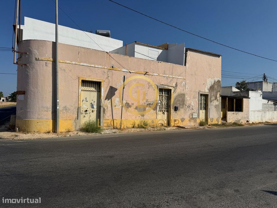 Moradia para Renovar em Areal Gordo – Faro