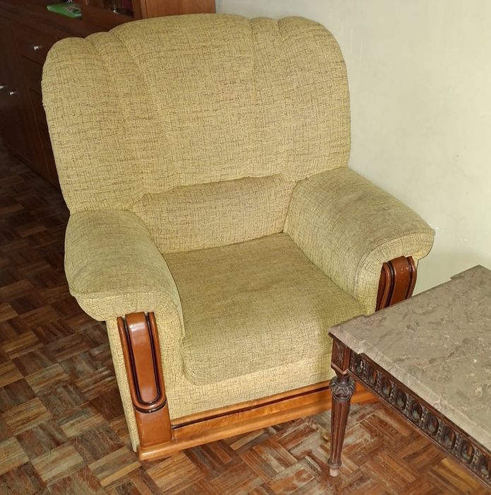 Sofá Antigo de Canto